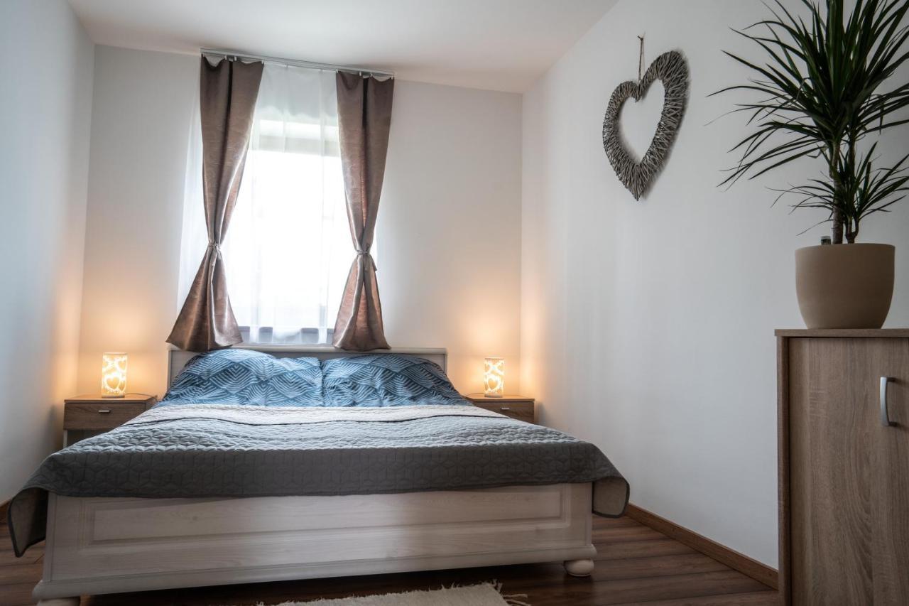 House Nr. 10 Daire Hévíz Dış mekan fotoğraf